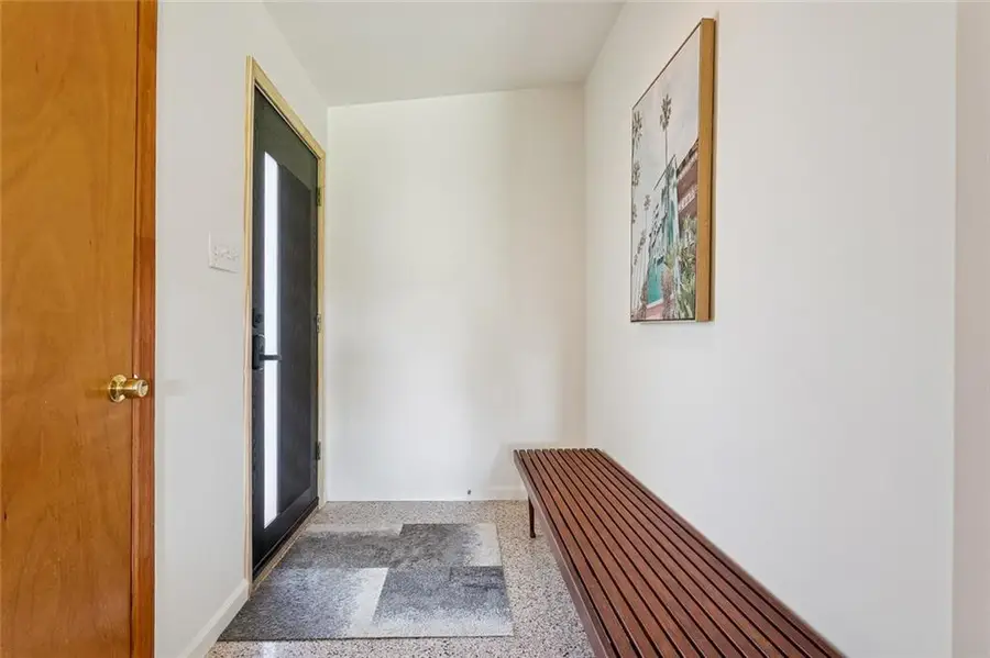 5383 Paris Avenue, New Orleans, LA 70122 - #3
