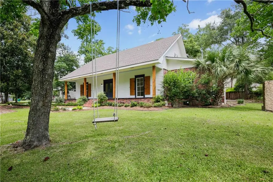 425 Carondelet Street, Mandeville, LA 70448 - #3