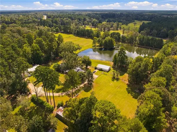 53 Magee Lane, Pineville, LA 71360