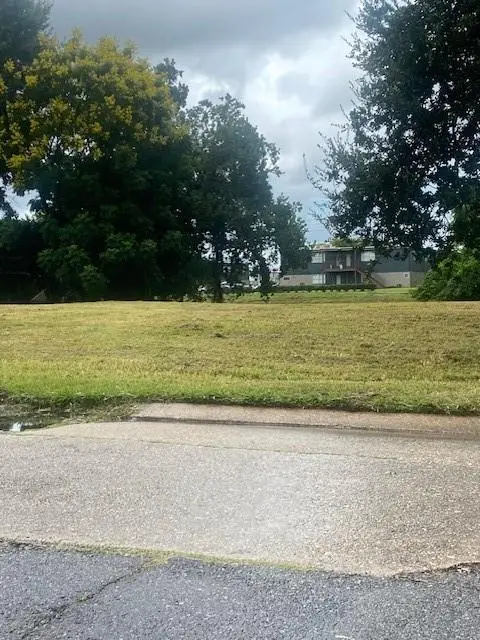496 Fairfield Avenue, Gretna, LA 70056