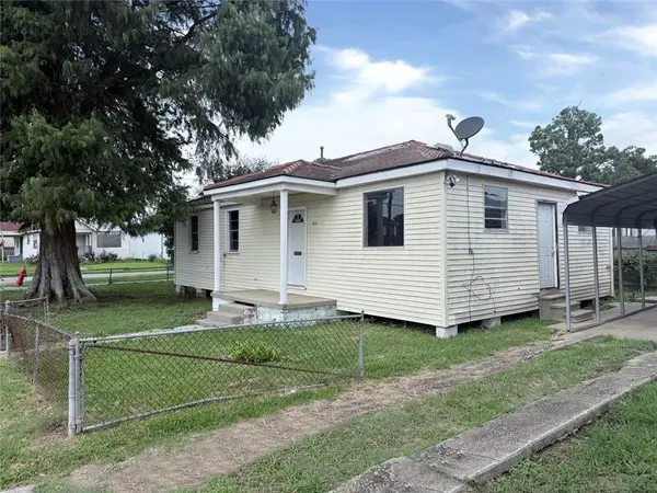 2221 Claire Avenue, Gretna, LA 70053