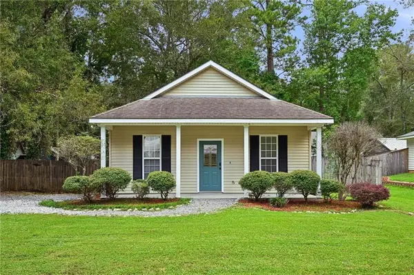 71033 Shady Lake Drive, Covington, LA 70433