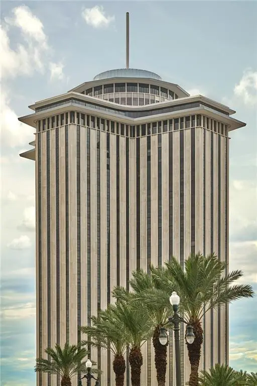 2 Canal Street, New Orleans, LA 70130 - #1