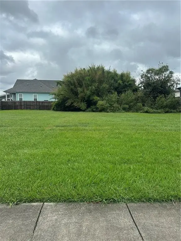 1904 Karl Drive, Arabi, LA 70032