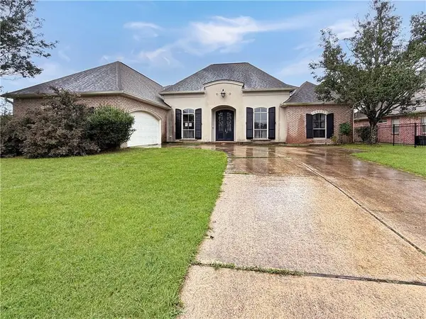 412 E Honors Point Court, Slidell, LA 70458