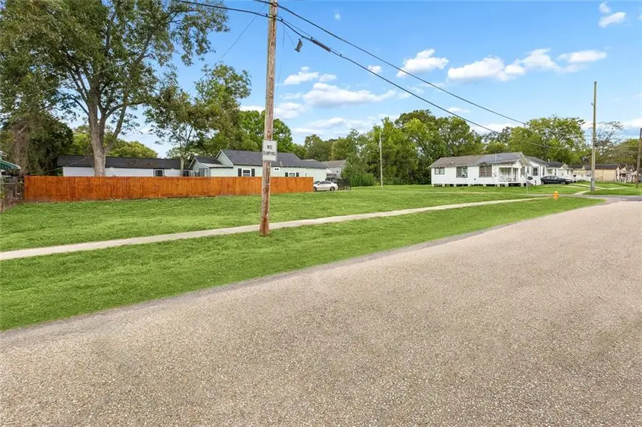 2300 America Street, Baton Rouge, LA 70806 - #3