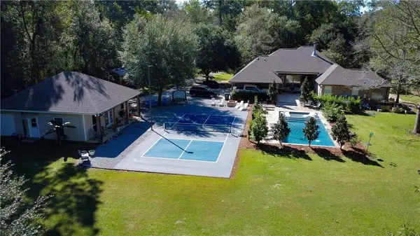 26257 Richoux Road, Ponchatoula, LA 70454