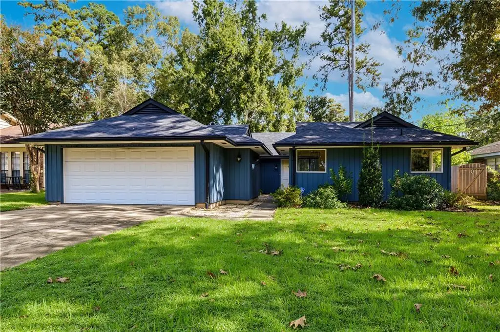 147 Woodside Drive, Mandeville, LA 70448 - #1