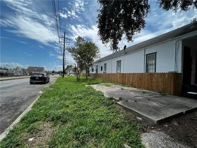 2300 Washington Avenue, New Orleans, LA 70113 - #2