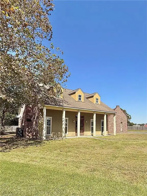 101 Willow Wood Road, Arnaudville, LA 70512 - #2
