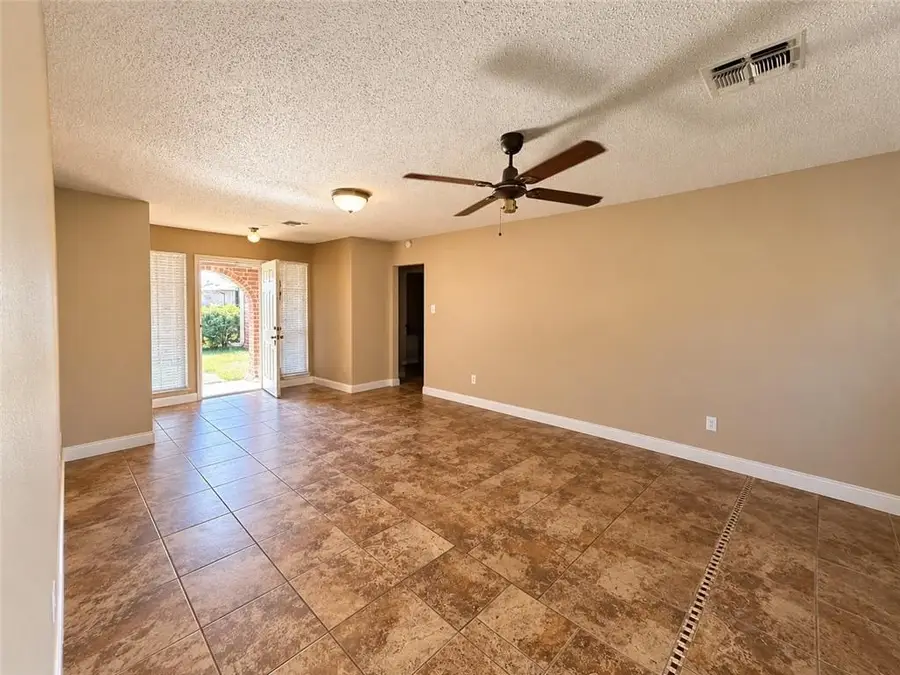 2901 Williamsburg Drive, La Place, LA 70068 - #3