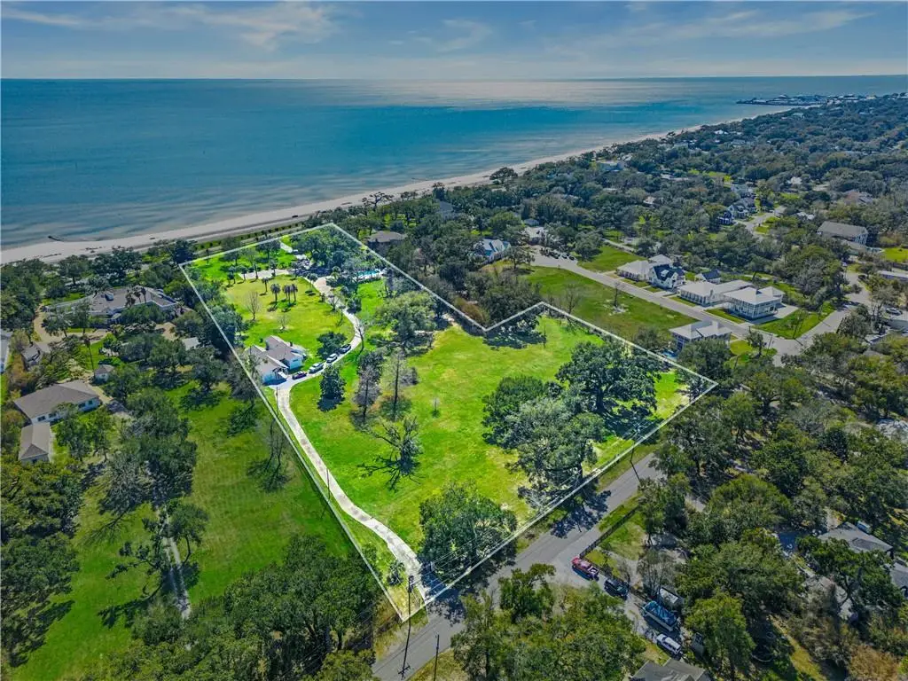 845 E Scenic Drive, Pass Christian, MS 39571 - #1