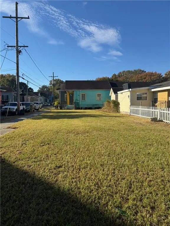 3628 St Claude Avenue, New Orleans, LA 70117