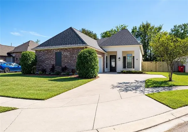 39345 Waycross Avenue, Prairieville, LA 70769