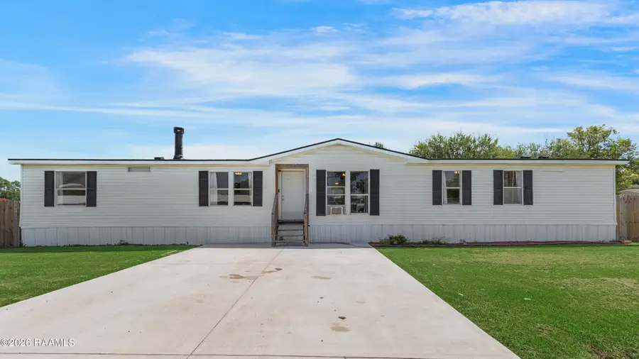 346 W Railroad Avenue, Arnaudville, LA 70512 - #2