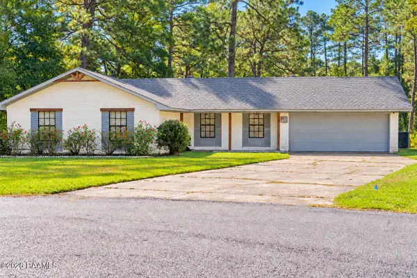 112 Lake Drive, Pineville, LA 71360