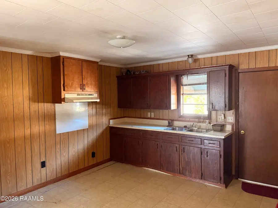 410 NE Railroad Avenue, Ville Platte, LA 70586 - #2
