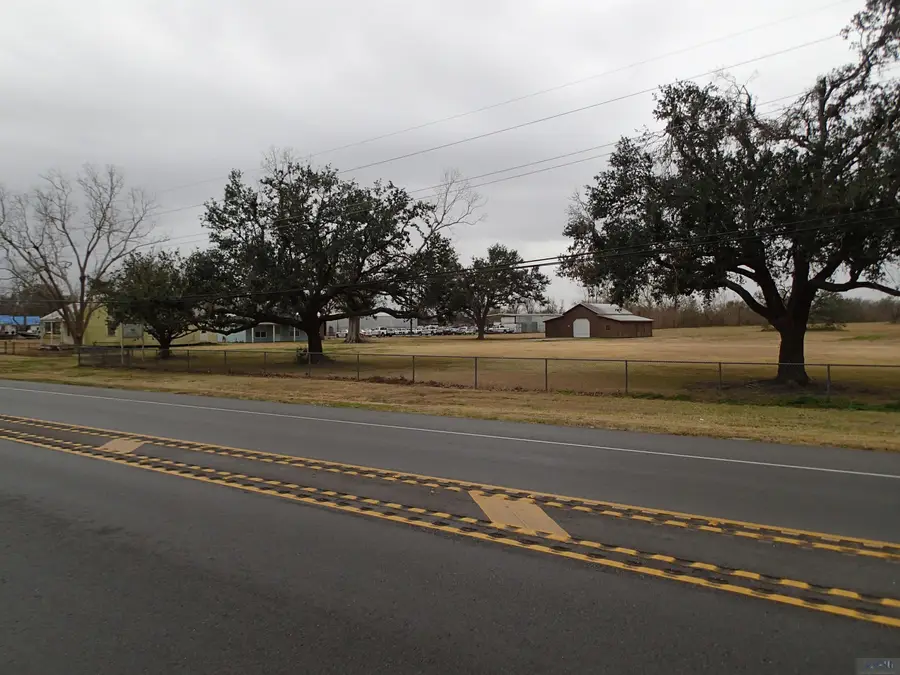 5190 Highway 1 South, Mathews, LA 70394 - #2