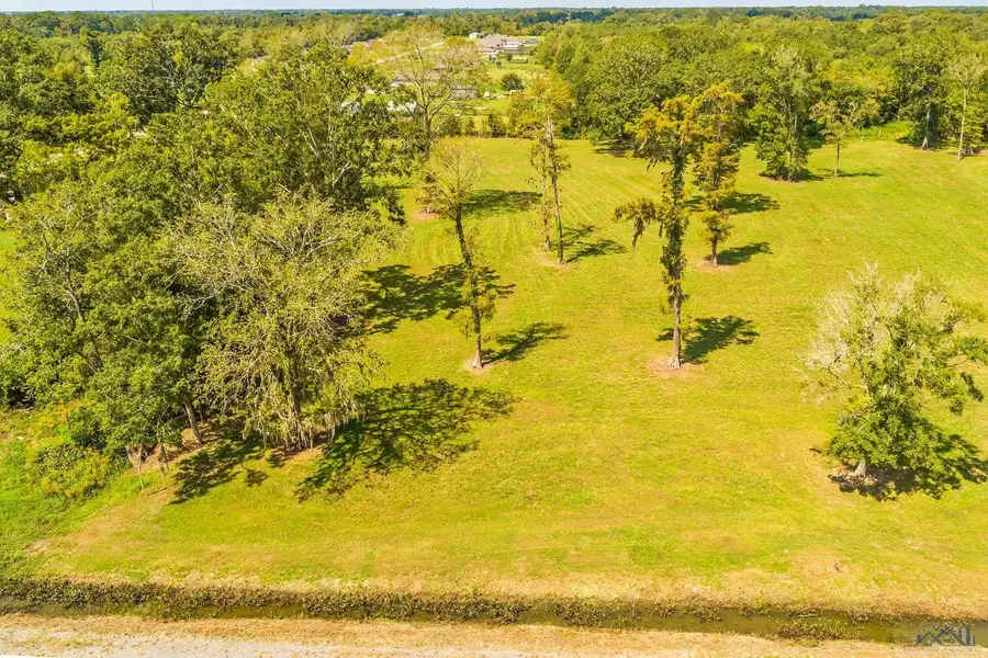 223 Chisholm Trail, Thibodaux, LA 70301 - #3