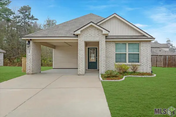 13267 Janet Ann Ln, Walker, LA 70785