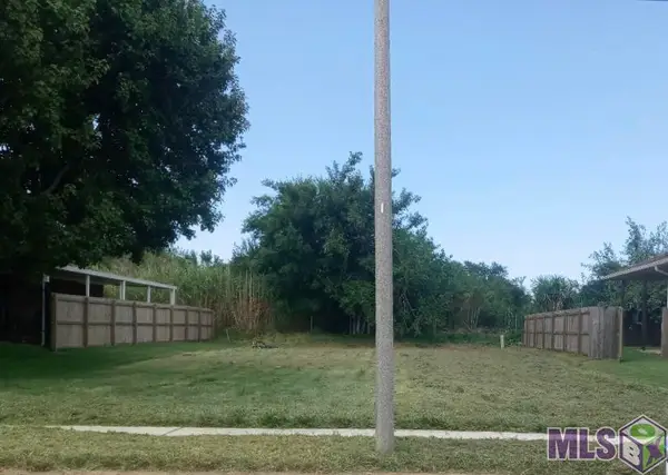 13020 N Lake Carmel, New Orleans, LA 70128