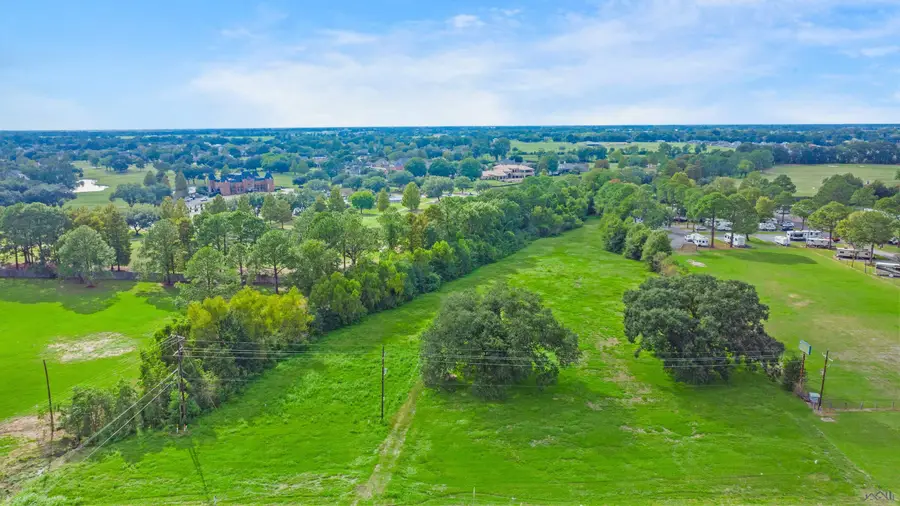 1152 Evangeline Thrwy, Broussard, LA 70518 - #3