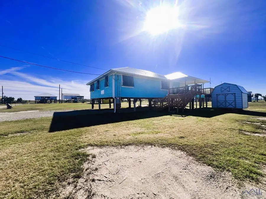 121 Peach, Grand Isle, LA 70358 - #2