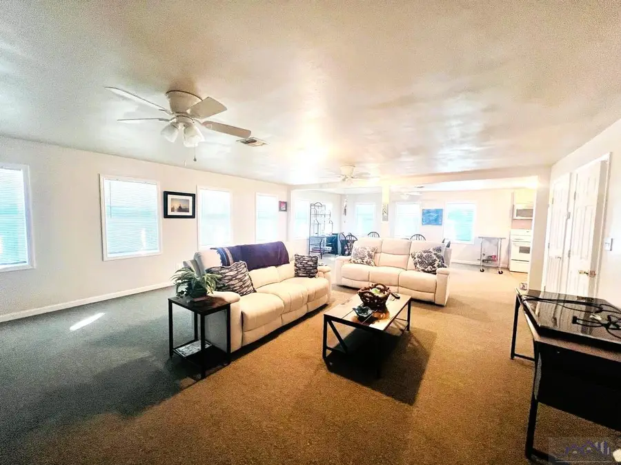 121 Peach, Grand Isle, LA 70358 - #3