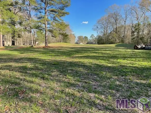 5960 Rosedown Place, St Francisville, LA 70775