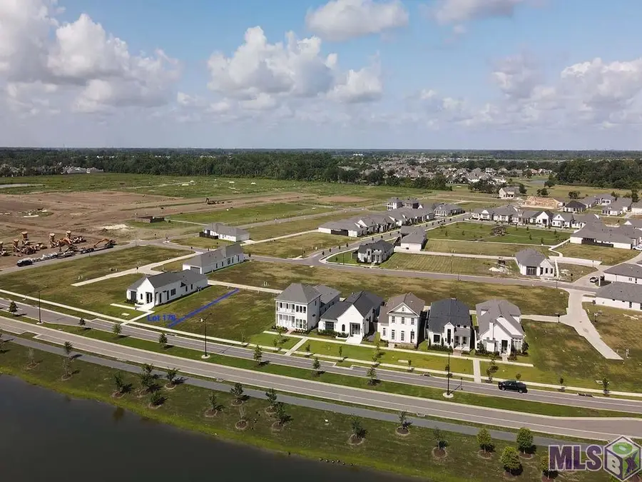 13827 Golden Holly Ln, Baton Rouge, LA 70810 - Image #2