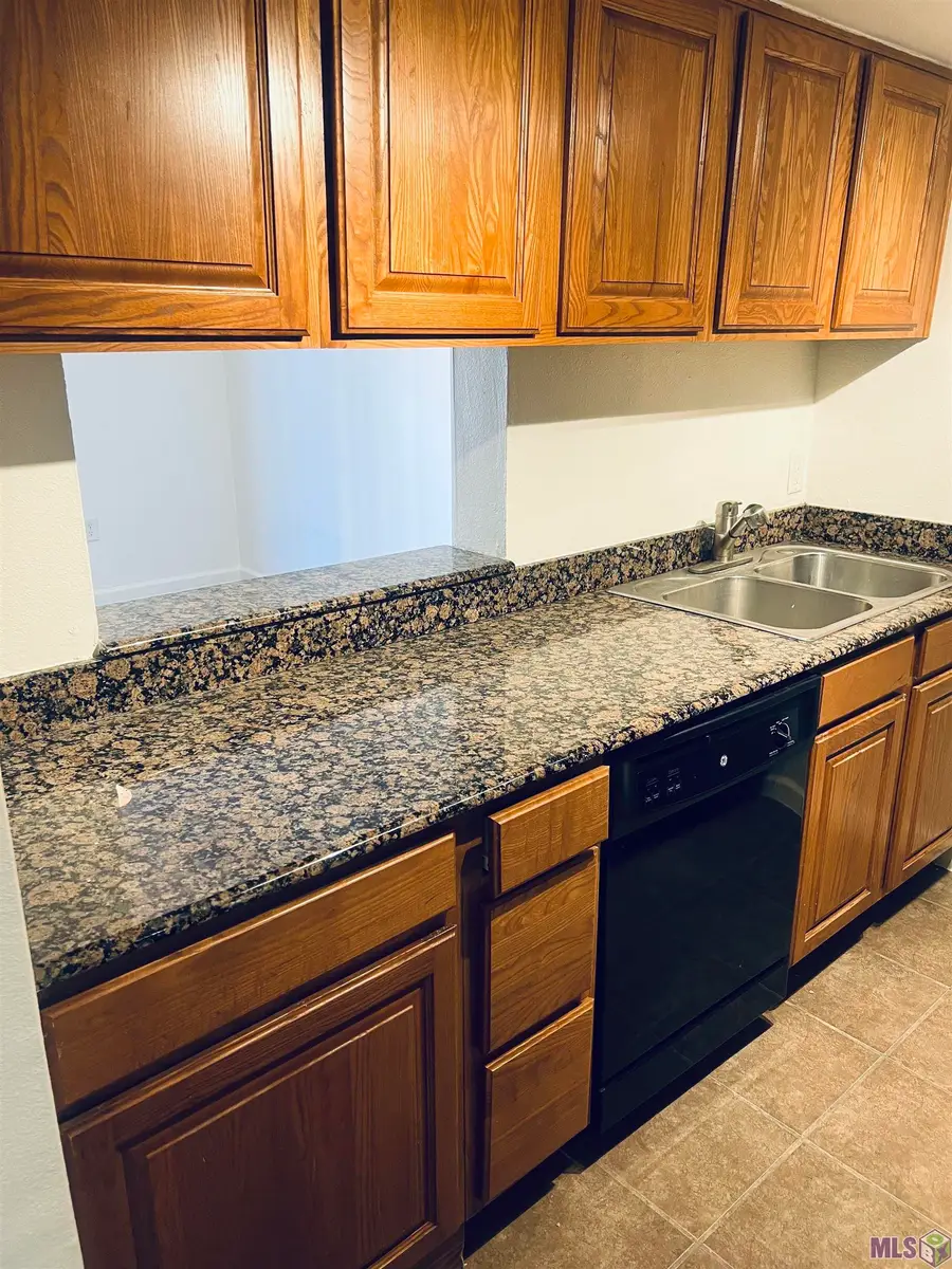 10292-7 W Winston Ave #7, Baton Rouge, LA 70809 - Image #2