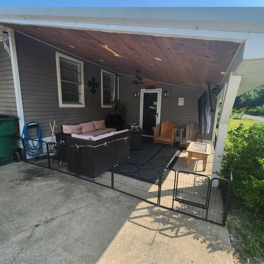 125 E 148th Street, Galliano, LA 70354 - #2