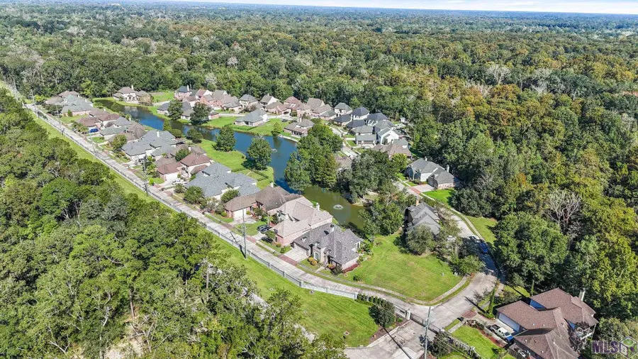 19669 River Breeze, Baton Rouge, LA 70816 - Image #2