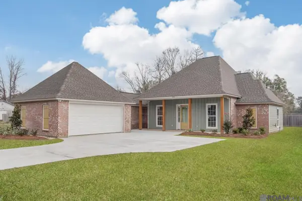 1802 N Linen Rd, Gonzales, LA 70737