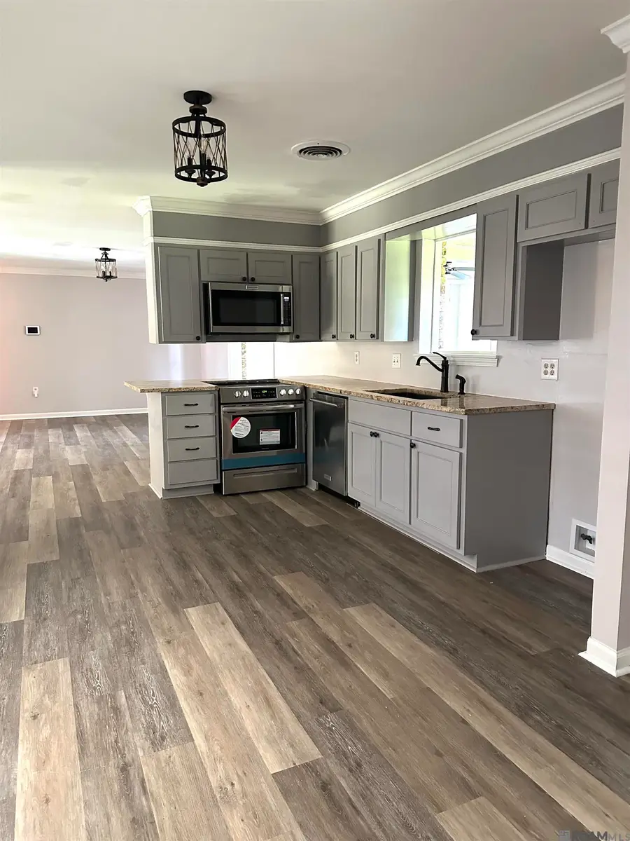 2958 Madeira Dr, Baton Rouge, LA 70810 - Image #3