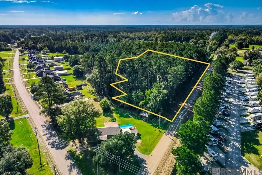 26514 Clyde Blount Rd, Livingston, LA 70754 - Image #2