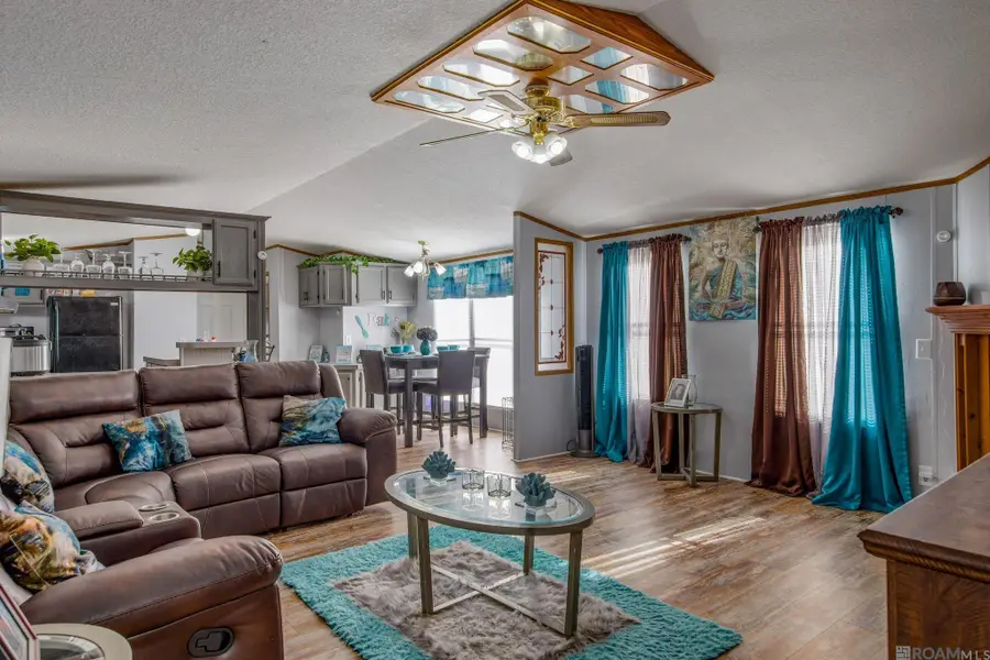 10255 Railroad Dr, Maringouin, LA 70757 - Image #3