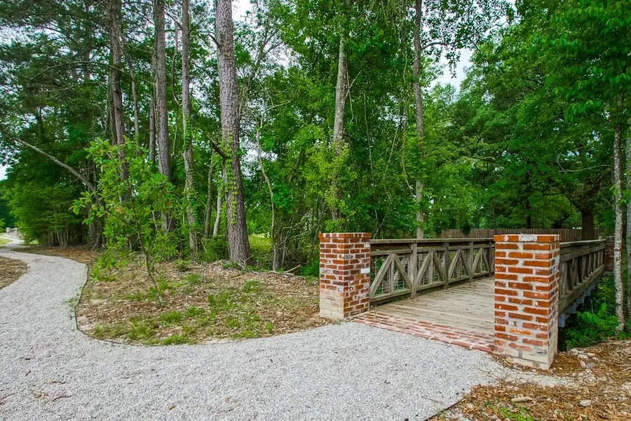 12754 Solemn Oaks Ave, Baton Rouge, LA 70818 - Image #2