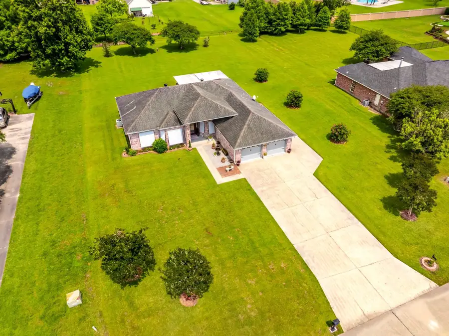 141 Tyler Christian Drive, Houma, LA 70360 - #3