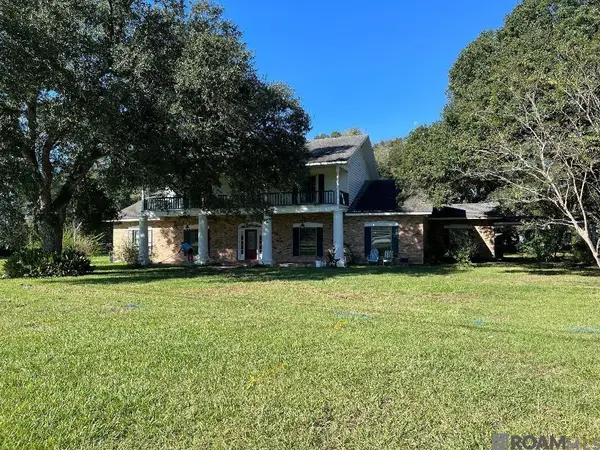 7425 Sullivan Rd, Greenwell Springs, LA 70739