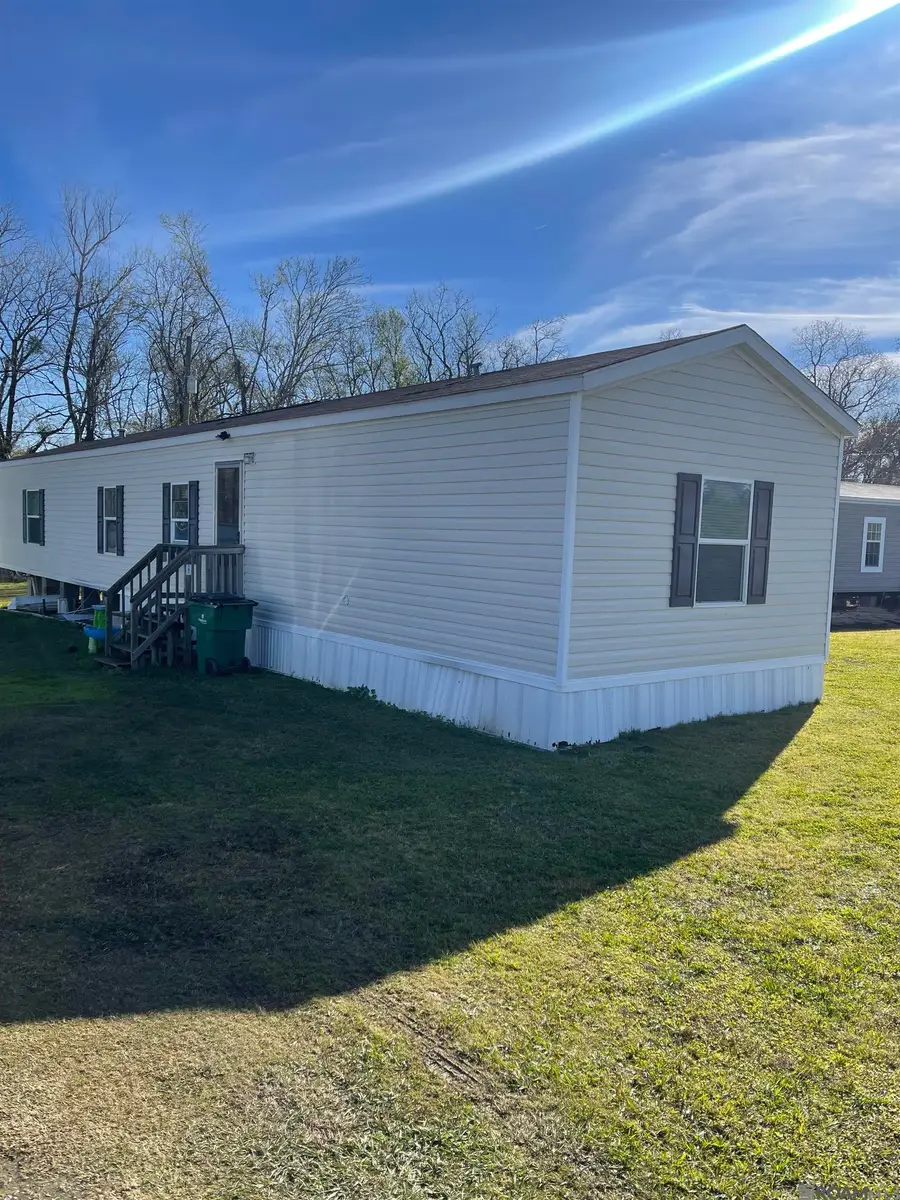 38731 Bayou Pigeon Rd, Plaquemine, LA 70764 - Image #2