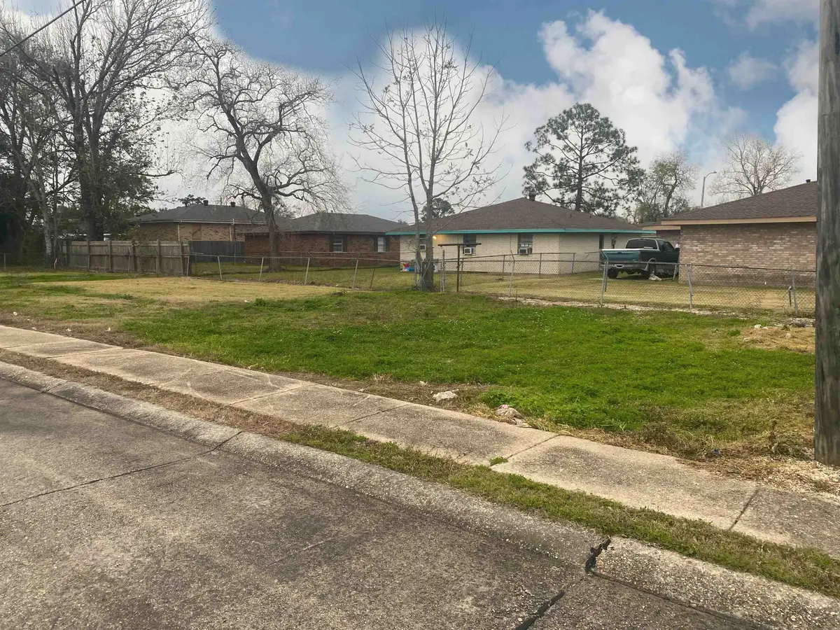 429 Authement Street, Houma, LA 70363 - #1