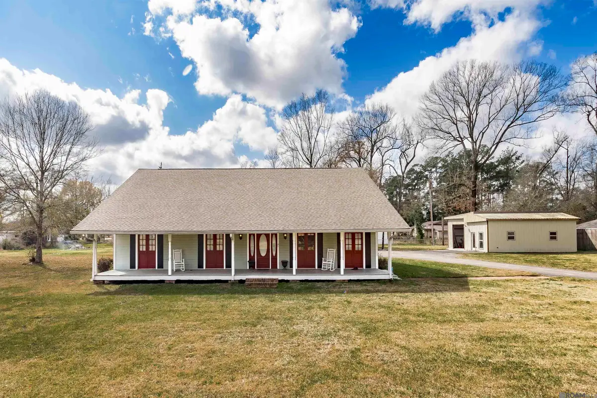 9614 Lockhart Rd, Denham Springs, LA 70726 - Image #1