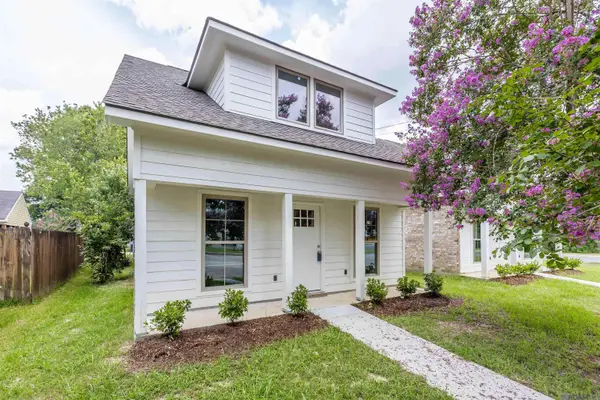 5111 Paducah Ct, Saint George, LA 70817