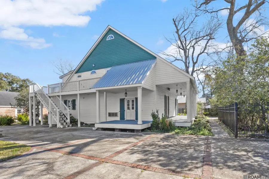 906 E Weber Dr, Gonzales, LA 70737 - Image #2