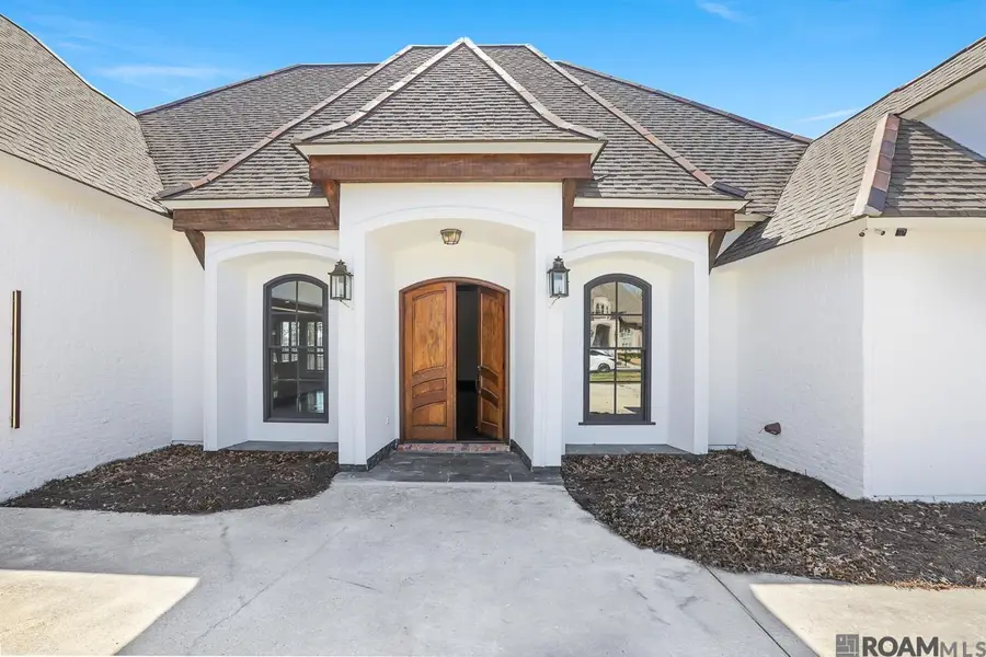 36267 Bluff Heritage Ave, Geismar, LA 70734 - Image #2