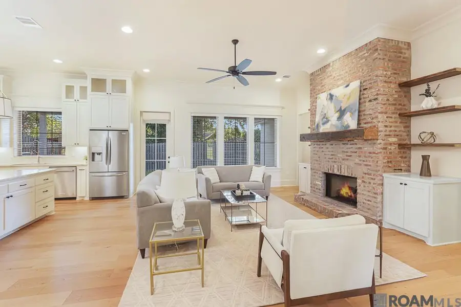 1114 Ivy Ct, Denham Springs, LA 70726 - Image #3