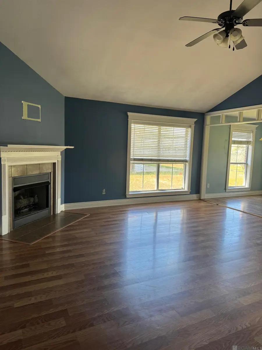 12789 Bonnie Bleu Dr, Denham Springs, LA 70726 - #3