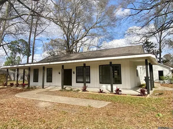 2321 Emmett Bourgeois Rd, Baton Rouge, LA 70816