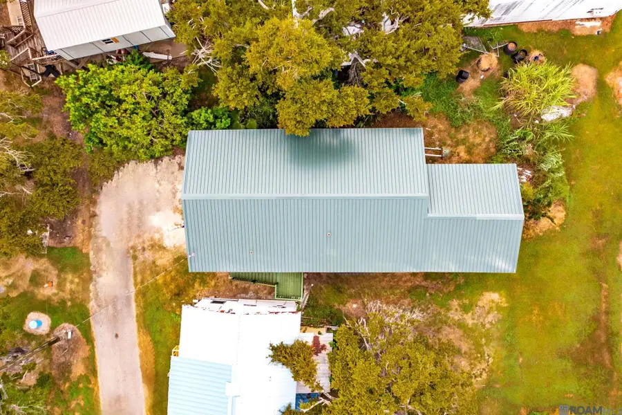 176 Holly Grove Dr, Grand Isle, LA 70358 - Image #2